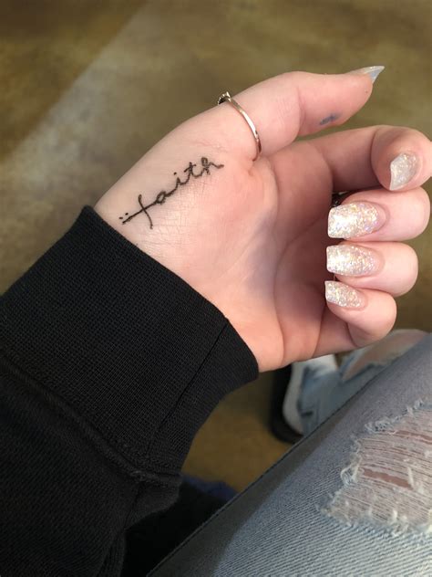 cute little hand tattoos|small simple hand tattoos.